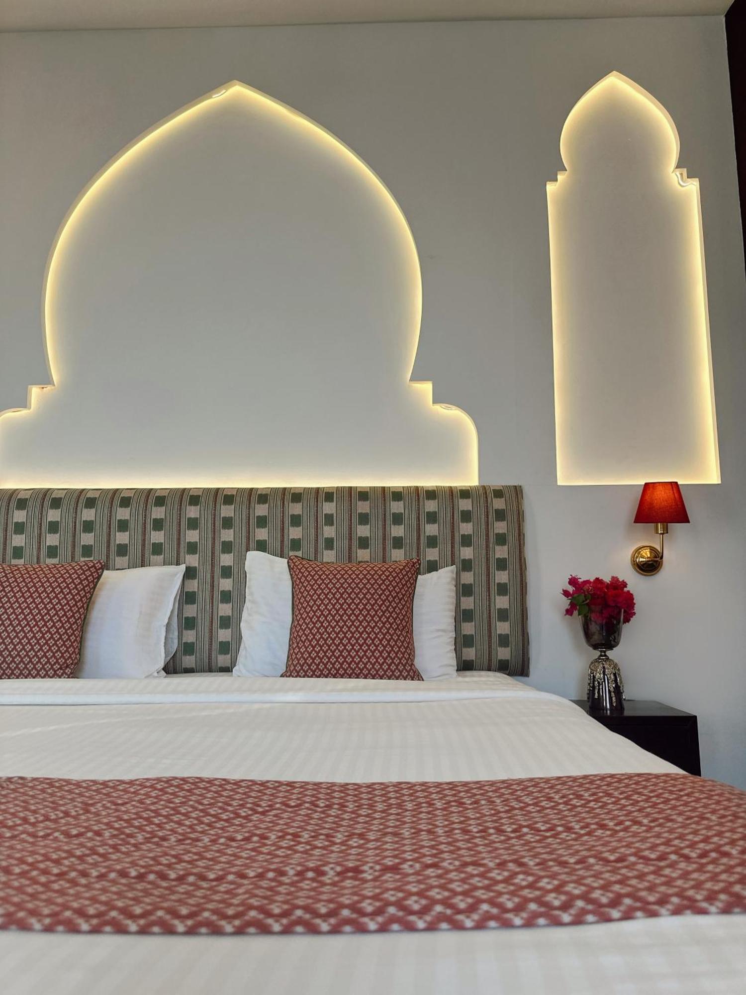 Hotel Atulyaa Taj Agra  Kültér fotó